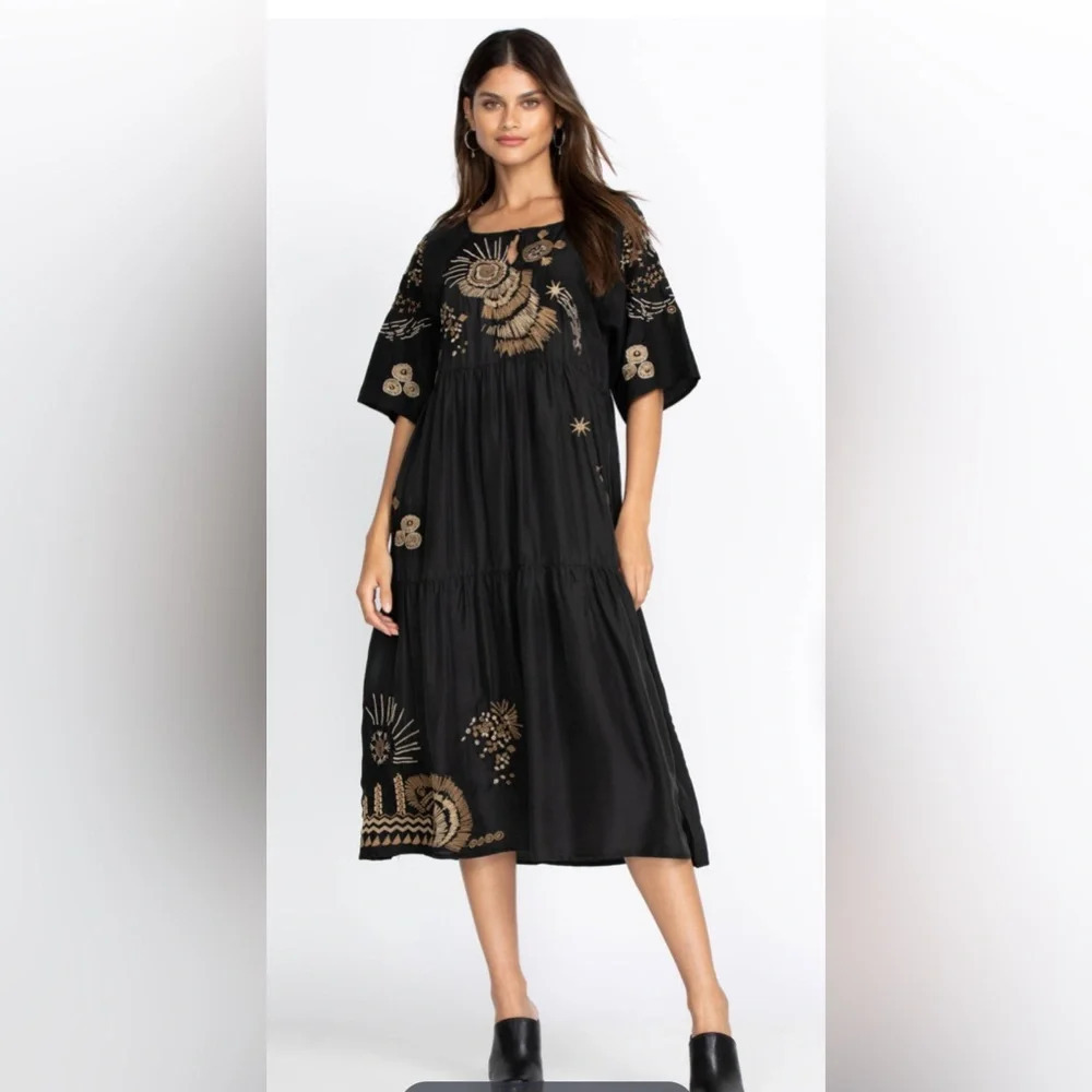 JOHNNY WAS antonia raglan tiered dress in black